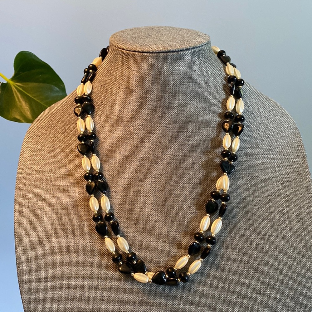 Vintage Costume Pearl/Onyx Necklace